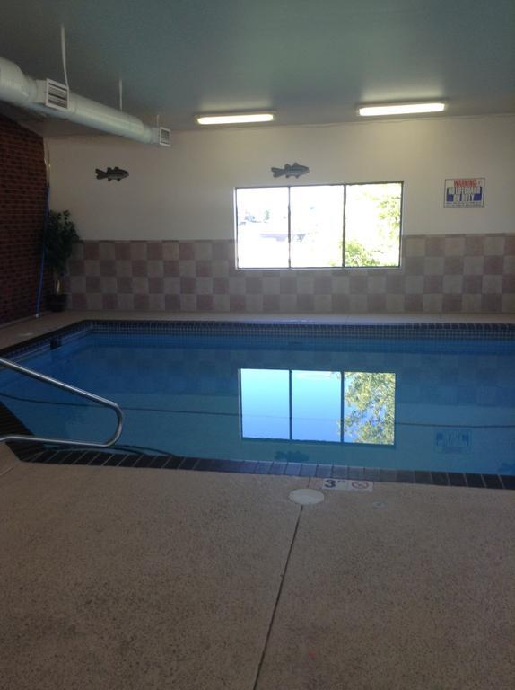 เบย์มอนต์ บาย วินด์แฮม ดูบิวก์ Hotel Dubuque ภายนอก รูปภาพ